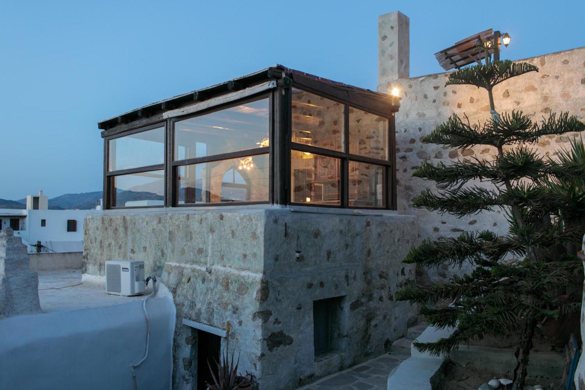 Themed House "Castle Halaros" View 17Th Century Villa Glinado Naxos Eksteriør billede